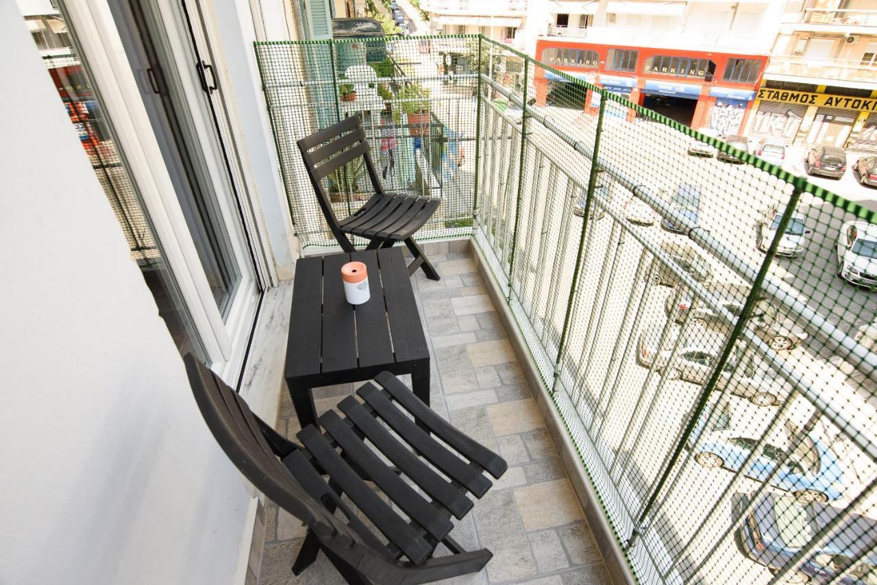 Salonika Downtown Spacious Apartment Салоники Экстерьер фото